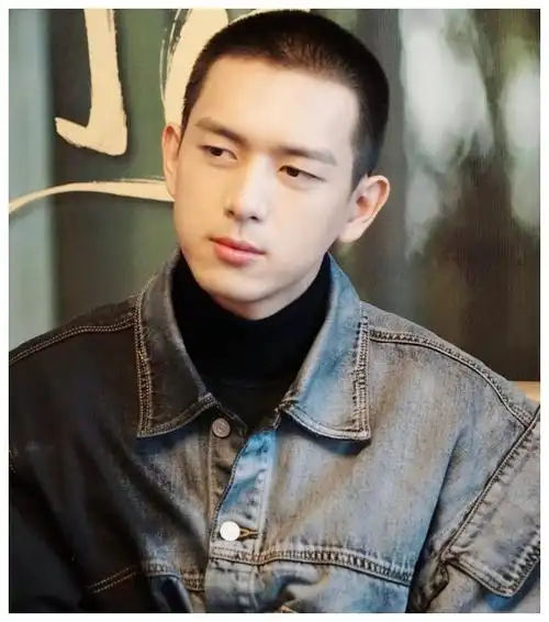 男明星小时候的照片看看有多少是从小帅到大的