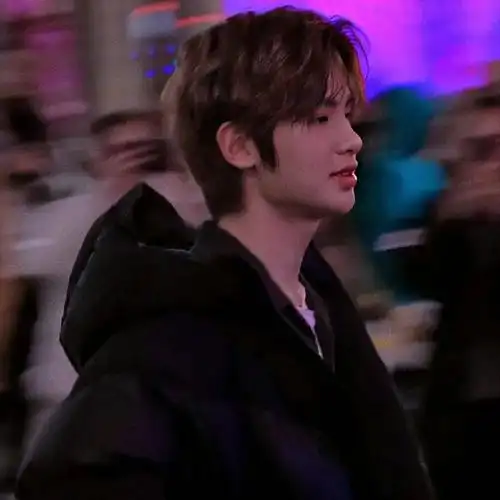 微信头像黄明昊