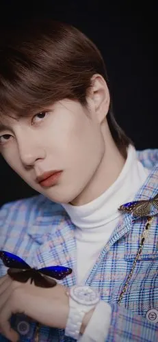 王一博明星写真高清图片无水印手机壁纸