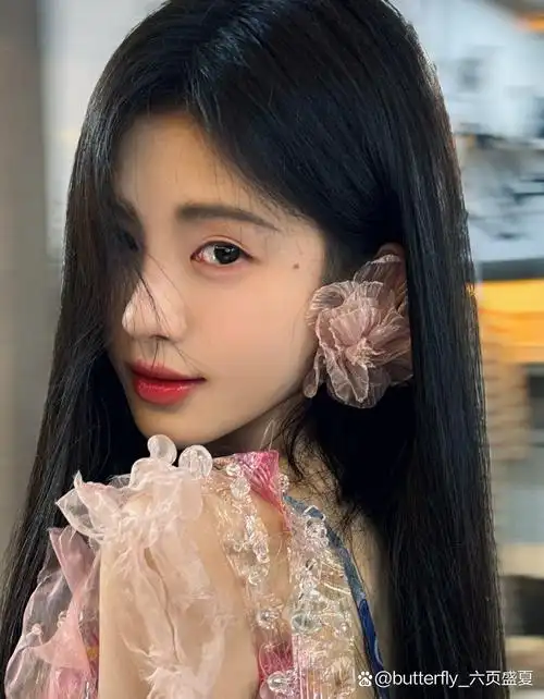 鞠婧祎# 精彩ok官方发布杂志图