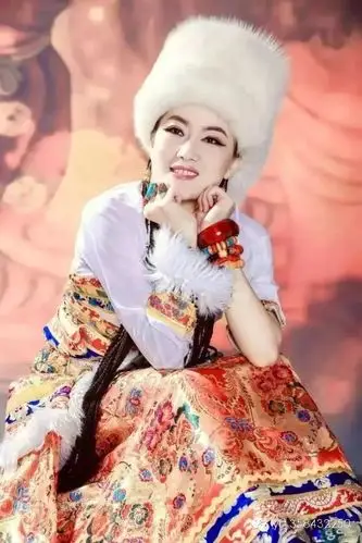 华语乐坛原创女歌手雪莲卓玛