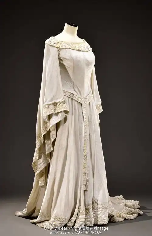 18:386965814574712881259-西方皇室 宫廷服装 (402)b素材-欧洲古典