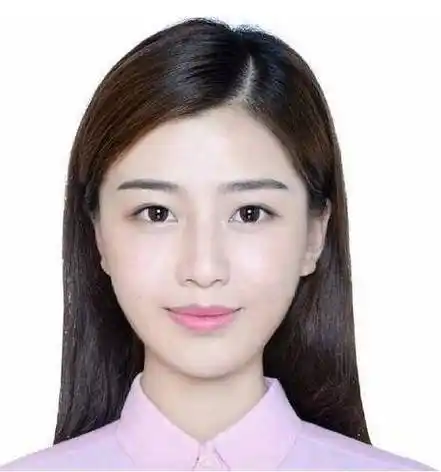 2用端端正正的证件照做头像.