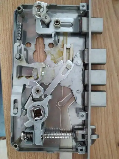 智能门锁锁体内部构造图示