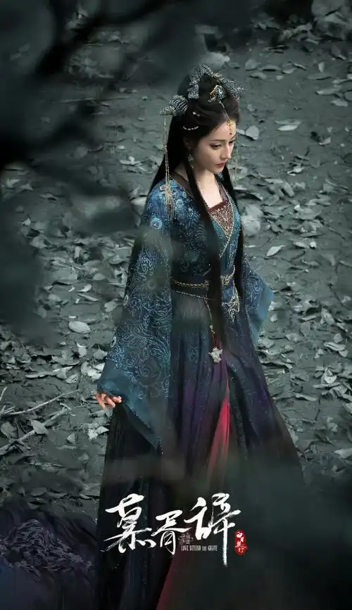 迪丽热巴新剧妆造真的越来越美,光看造型都让人足够期待