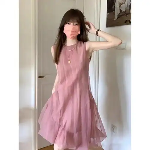韩系风格穿搭小个子显高欧根纱网纱裙粉色无袖a字连衣裙子女夏季