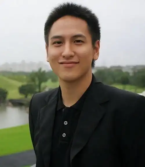 汤臣集团公子汤珈铖,父亲去世留上海133套房,一套市值2亿