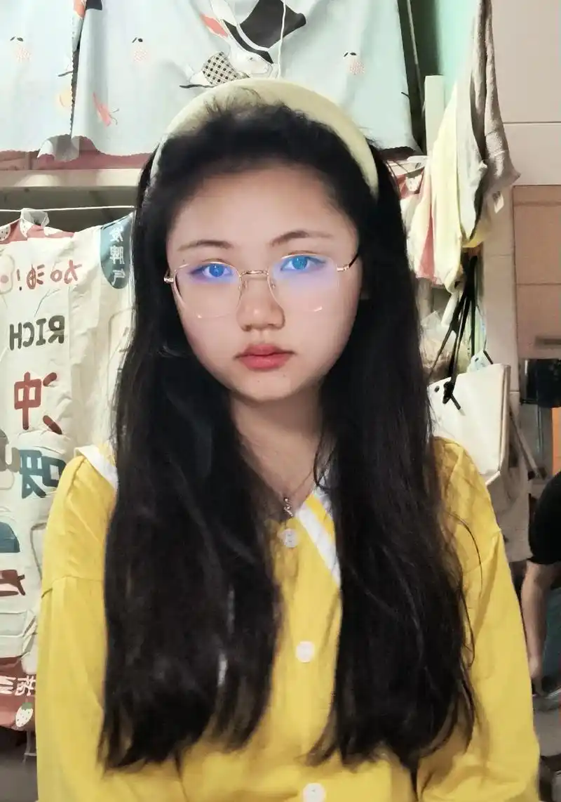 易烊千玺女友照片流出!#易烊千玺 - 抖音