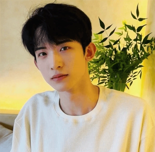 今年夏天必剪:十款非常具有个人风格男士发型_刘海_短发_技术