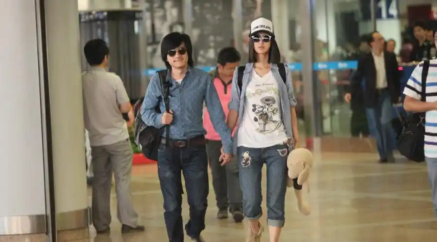 张歆艺与老公离婚  昔日恩爱合影曝光