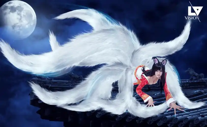 求大神可以给我绘一张有着九条尾巴的红衣少女的玄