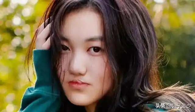 王菲李嫣个人资料简介(王菲15岁女儿李嫣大量性感照曝光)(4)