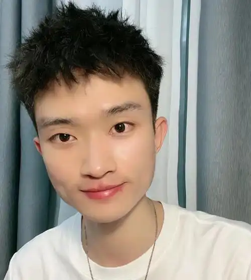 最新韩式摩根烫 路人立马变帅哥