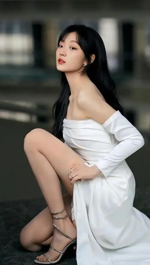 孙千高清淡雅俏丽写真楚楚动人