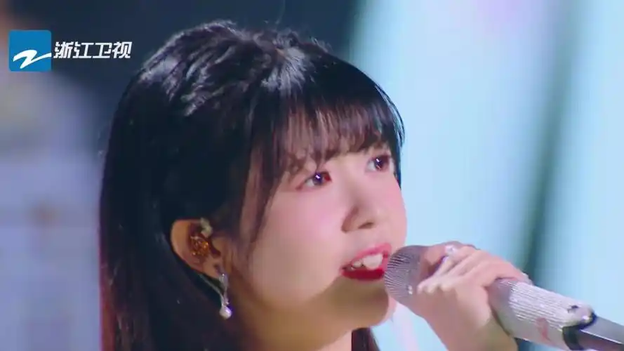 天赐的声音 第5季丨赖美云唱《热烈的少年》音色太绝了