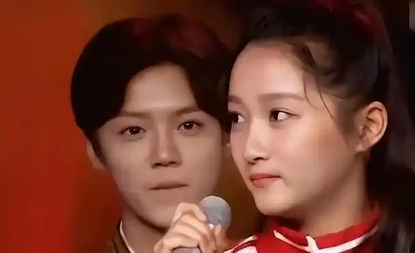 现在才明白为什么鹿晗和关晓彤能挺过七年之痒原因在她