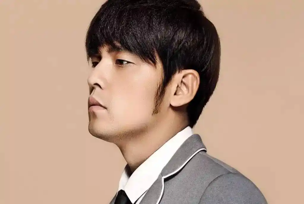 如何评价周杰伦呢?