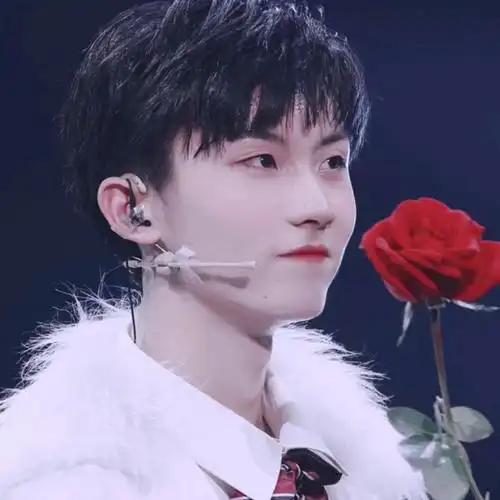 马嘉祺头像集一起去快乐星球吧