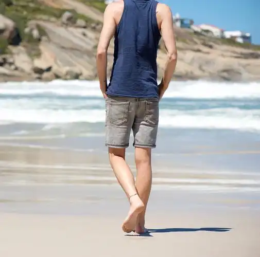 走,赤足,一个,海滩,度假,男人