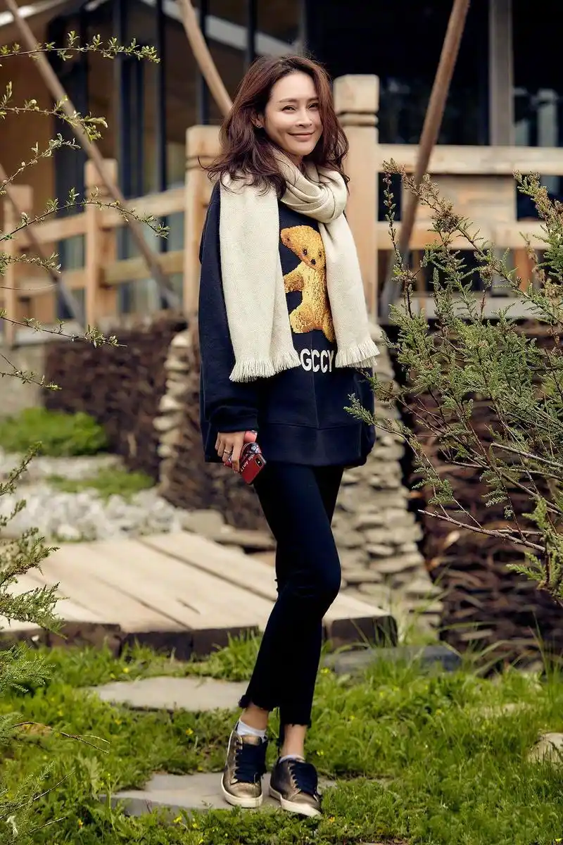 回顾贵姐儿于明加人美戏好为人低调不张扬追求平淡生活