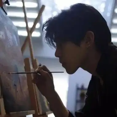 高清帅气的高冷侧颜男头图片