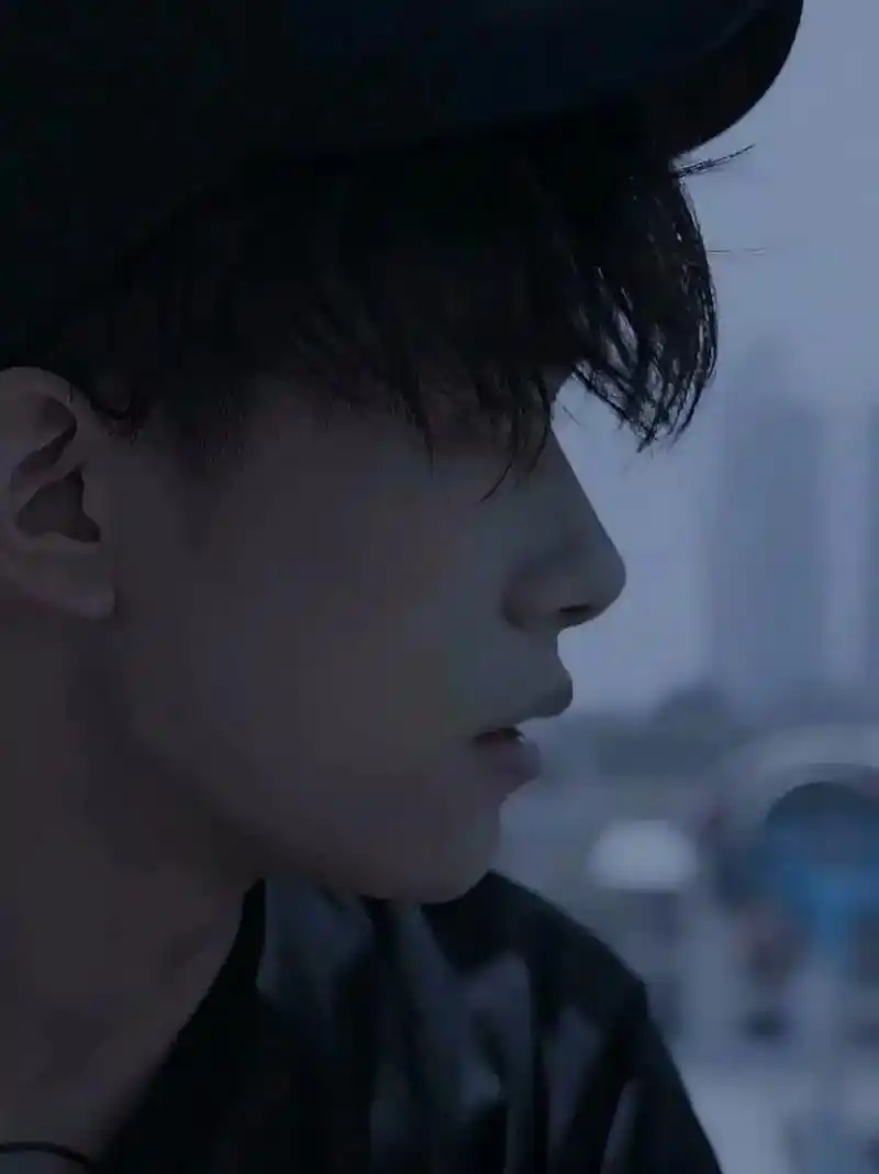 易烊千玺 #朋友圈背景图 #易烊千玺说没什么是不可能的 # - 抖音