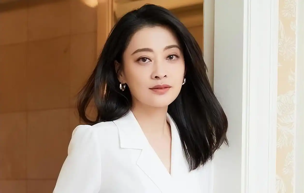 这8位女明星:20岁身材30岁脸,都被50岁的眼睛打败