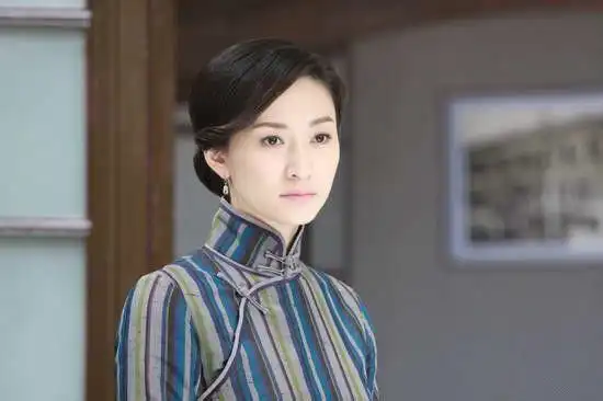 《凤穿牡丹》李小冉