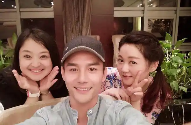 被不公平遗传的王凯妹妹哥哥火成了一线明星却忘记给妹妹颜值开窗