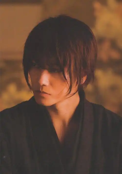 佐藤健·浪客剑心 jpg自扫,随意使用.