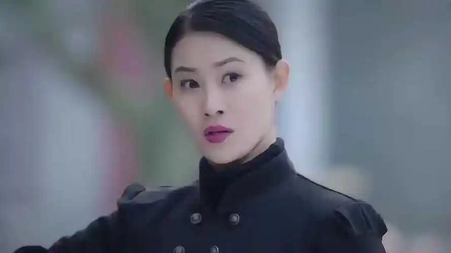 热血:一凡跟大野洋子激烈火拼,不料大野洋子中枪倒地