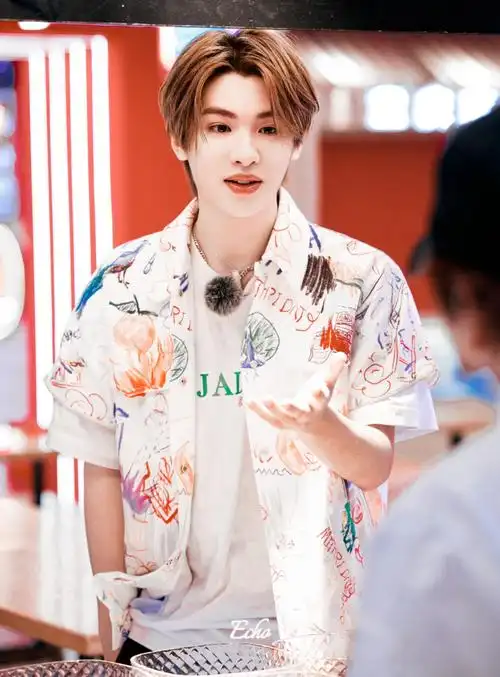 黄明昊 全力以赴的行动派