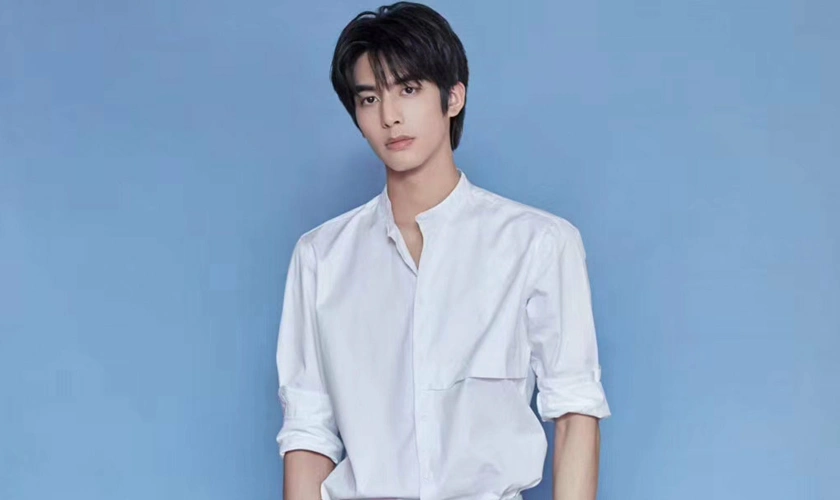 你觉得2020年哪些男明星发展势头较好