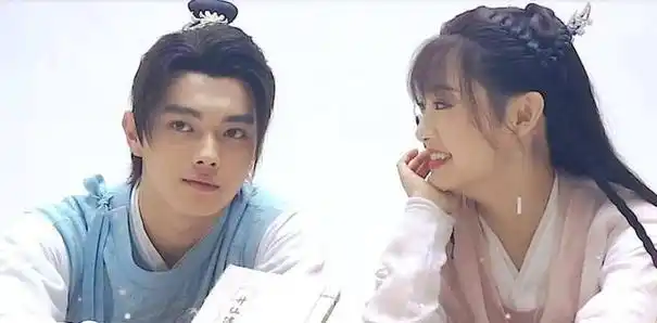 于正公司发艺照,许凯白鹿位置变动,表明"一哥一姐"_演技_军校_烈火