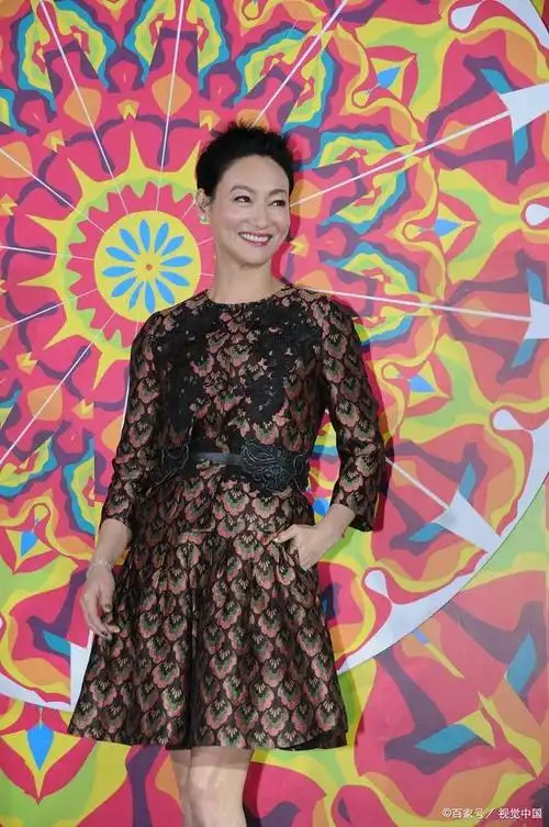 穷小子娶大明星婚后深爱着袁立就算没有孩子也无所谓