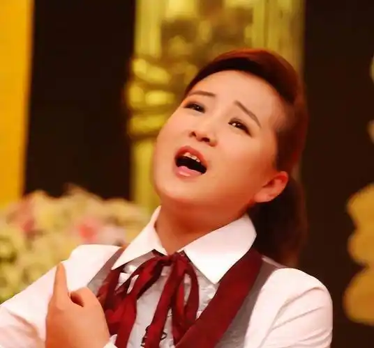 《你好,李焕英》上映三年之后,贾玲心中那根刺终于被拔了出来_小品