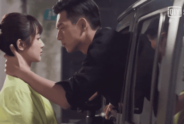 天呐杨紫李现在一起了