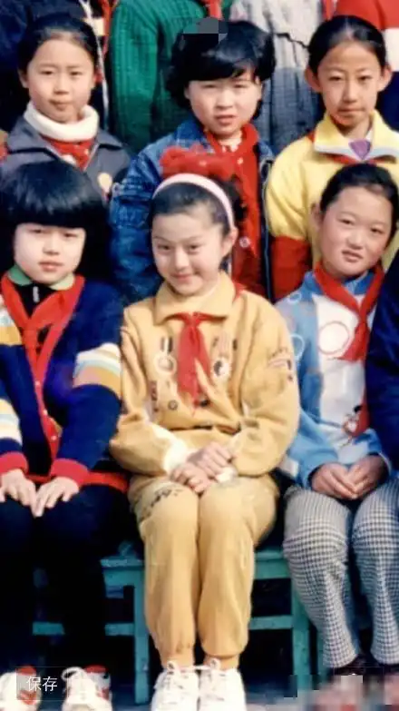 李晨晒范冰冰童年旧照疑证女友未整容