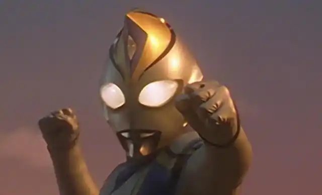 假戴拿迪迦3000万年前的真身,是黑暗四巨人的首领,拥有毁天灭地的力量