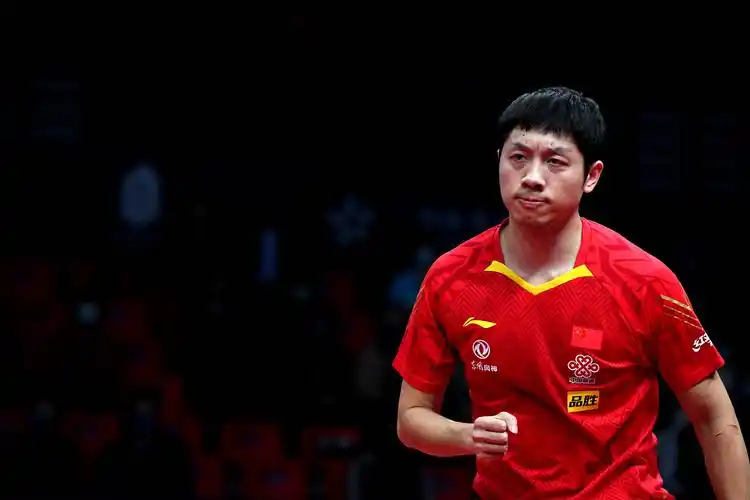 乒乓球——国际乒联总决赛:许昕晋级四强