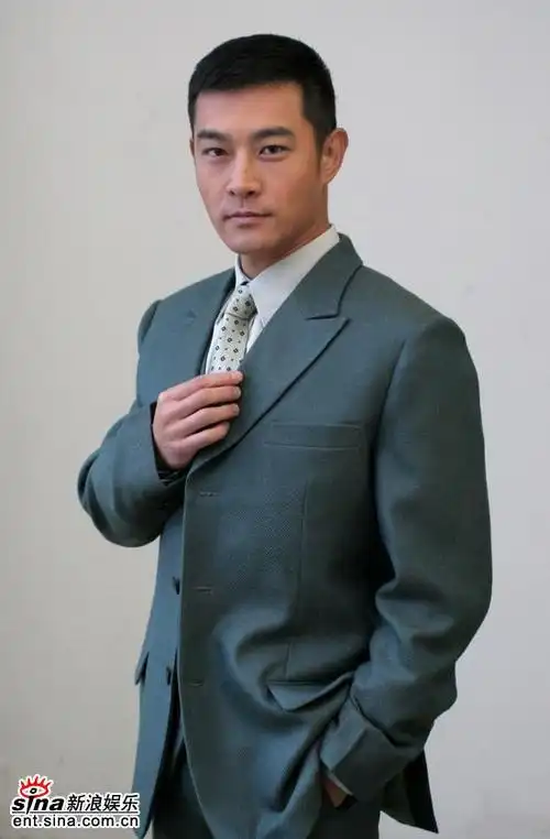 资料图片:《东方霸主》主演-黄维德