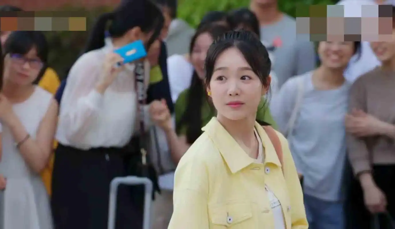 暗格里的秘密开播小彩虹的颜值怎么一下子被削减了