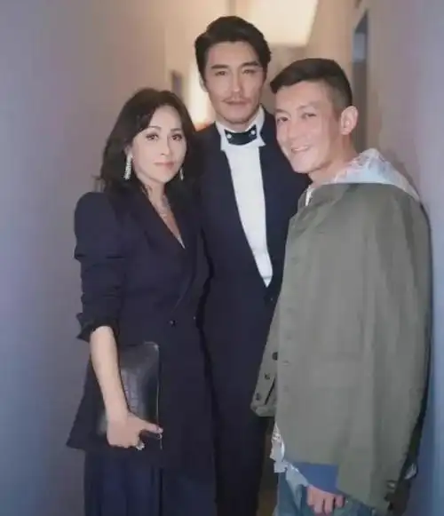 高以翔的颜值,外表和内在,碾压所有男星,不敢苟同|胡兵|男模|刘雯