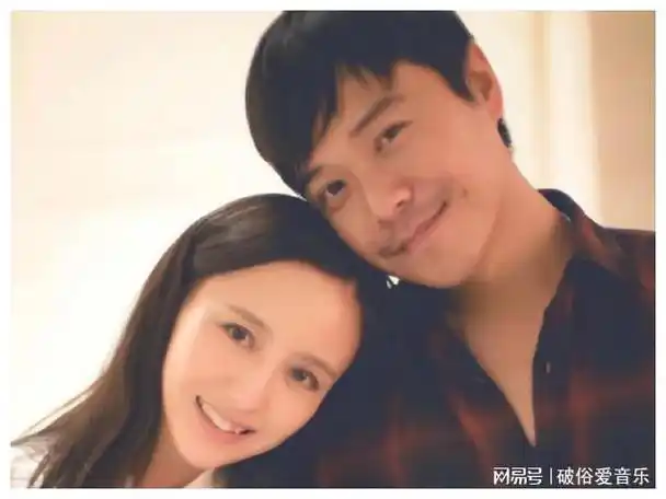 陈思诚佟丽娅罕见合体不仅一起过年还旅游网友难道要复合