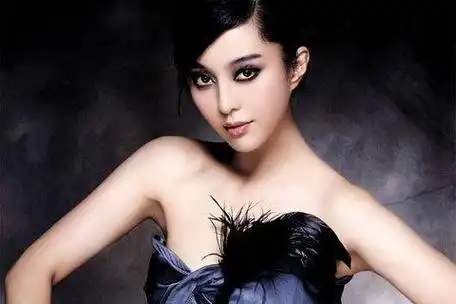 范冰冰vs白百何,导演冯小刚会站在哪一边?