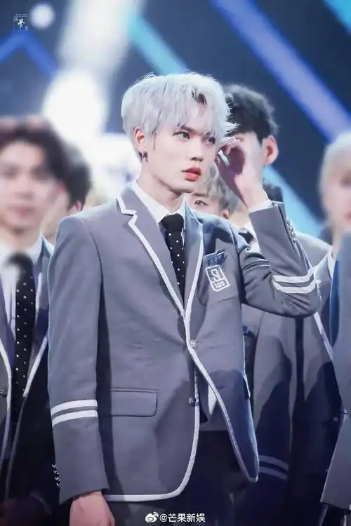 林彦俊出道六周年快乐#舞台上的酷帅制霸,影视里成长的青年演员,笑