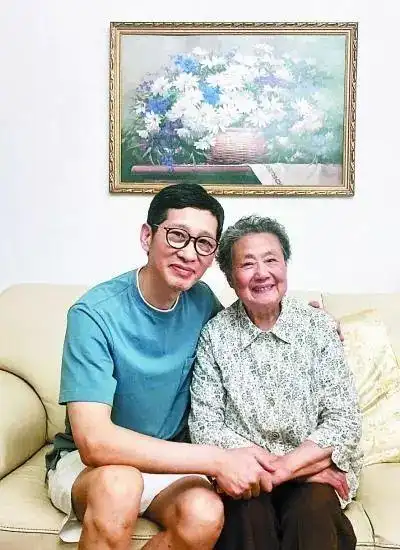 王劲松:为角色被扎40针,现凭《大决战》再封神|傅彪|老戏骨|演员_网易