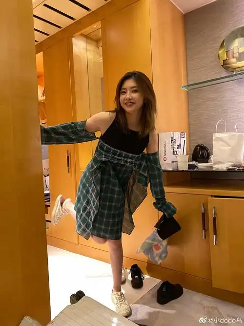 豆得儿发微博了.