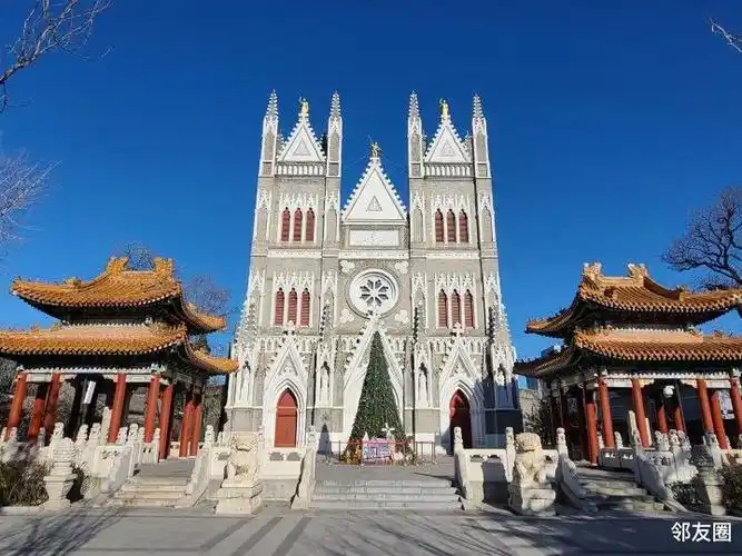 领略中西合璧的建筑风采西什库教堂