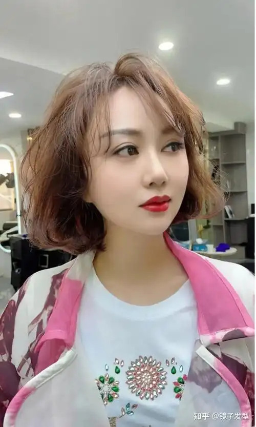 2021春夏新时尚发型来了,很适合这三种女性,有你吗